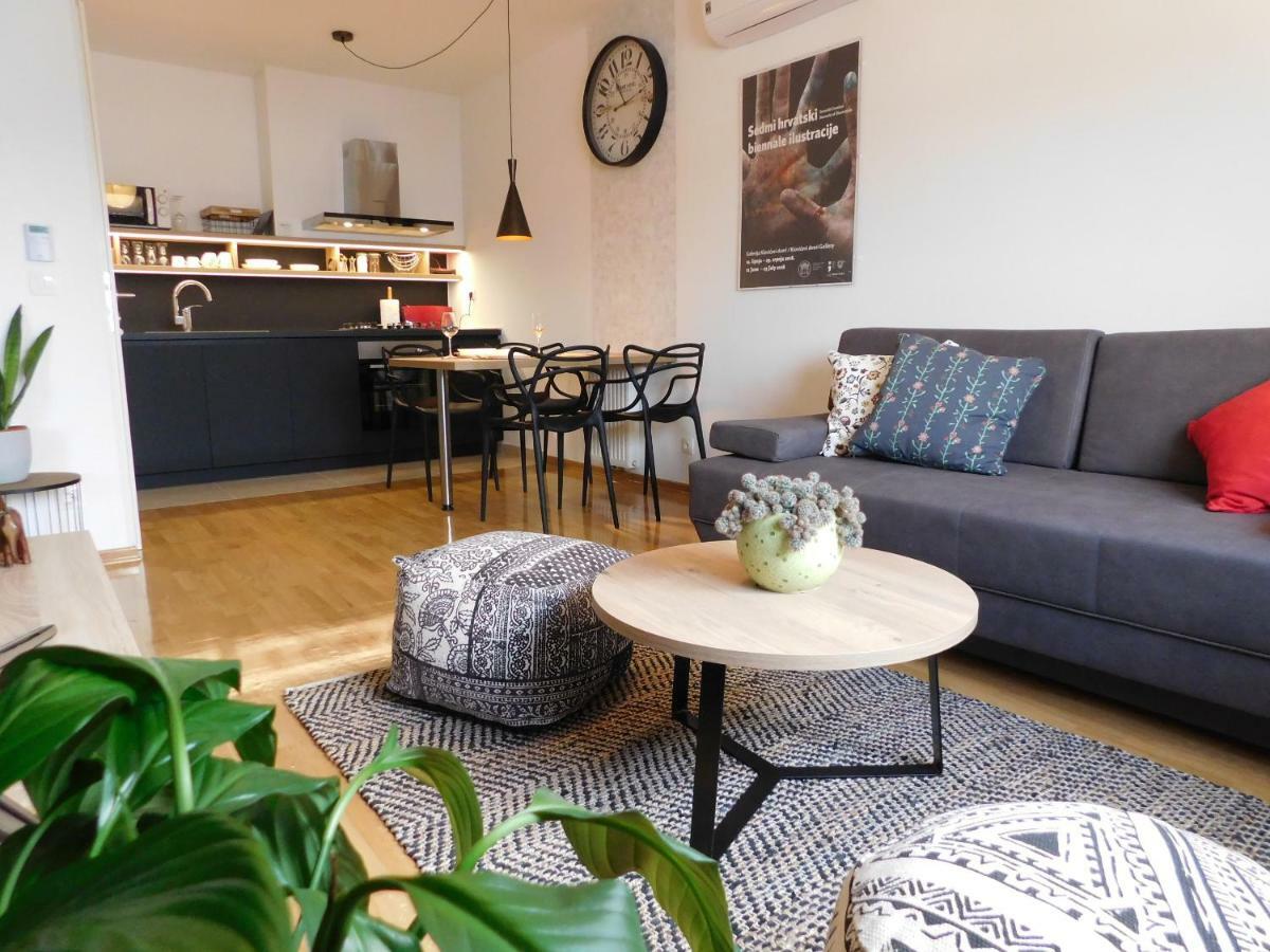 Apartman Nadja Arena ซาเกร็บ ภายนอก รูปภาพ