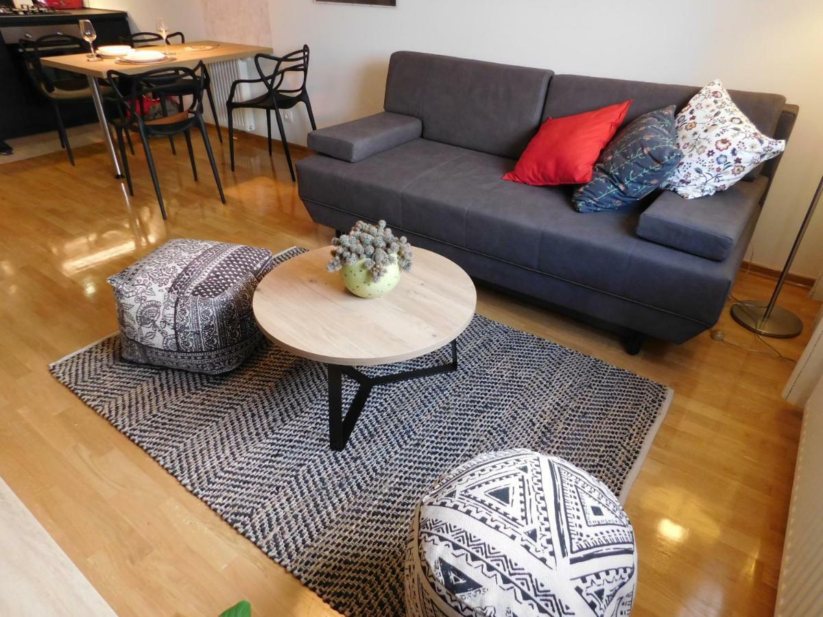 Apartman Nadja Arena ซาเกร็บ ภายนอก รูปภาพ