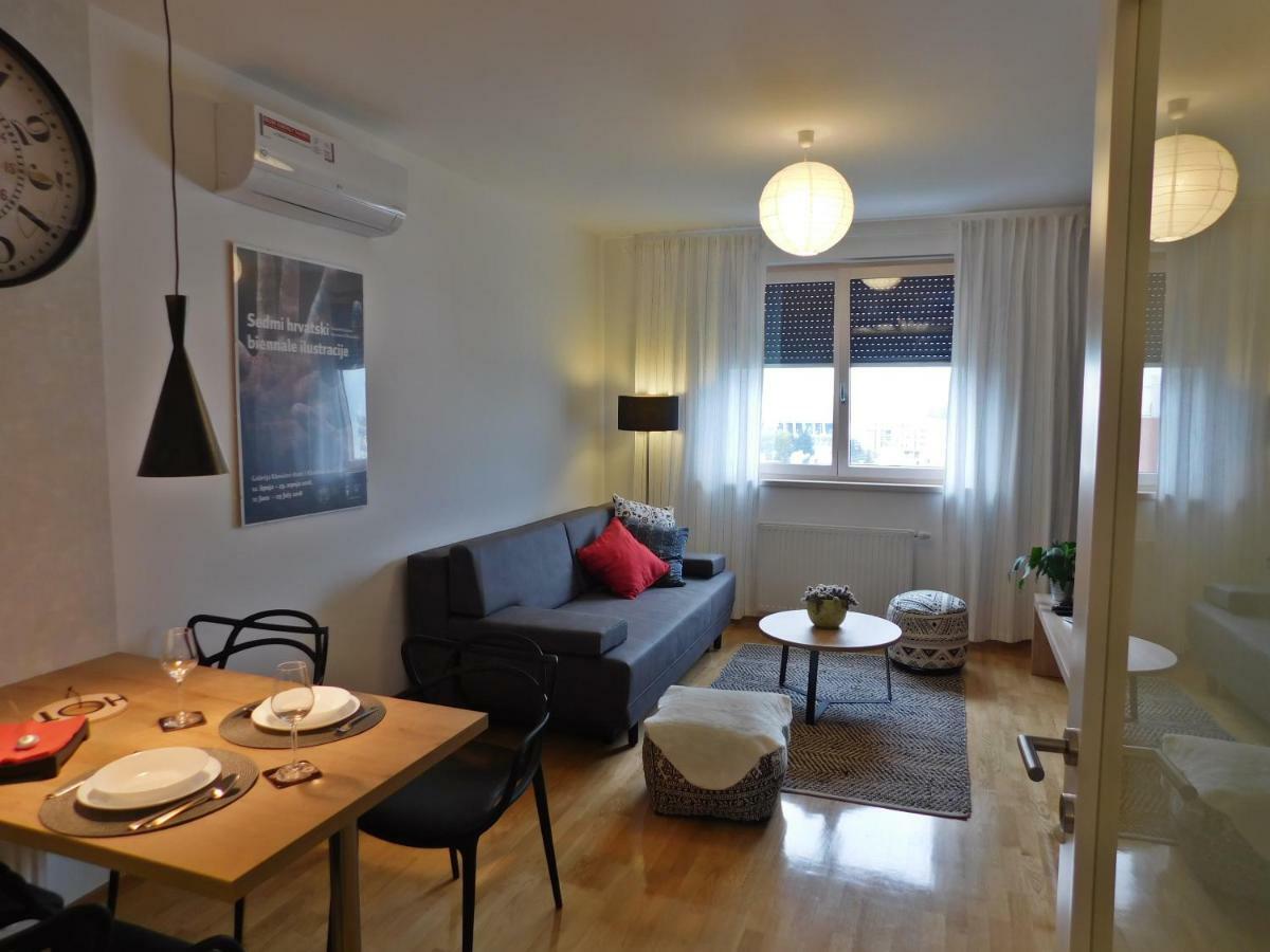 Apartman Nadja Arena ซาเกร็บ ภายนอก รูปภาพ