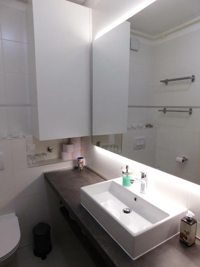 Apartman Nadja Arena ซาเกร็บ ภายนอก รูปภาพ